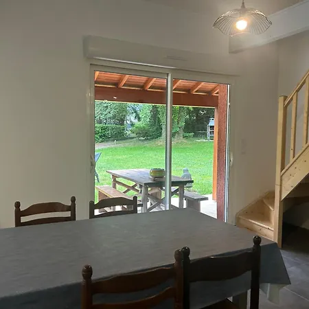 Maison De Lilas La Salvetat-sur-Agout