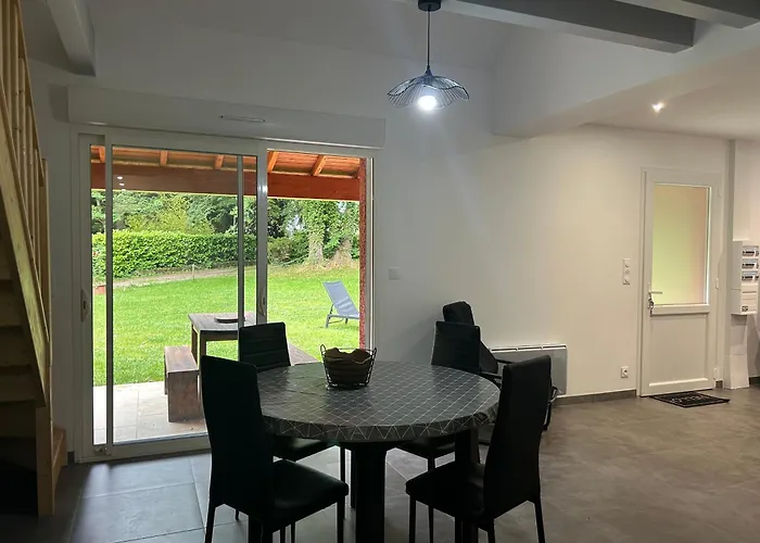 Lilas 4-6 Personnes * La Salvetat-sur-Agout